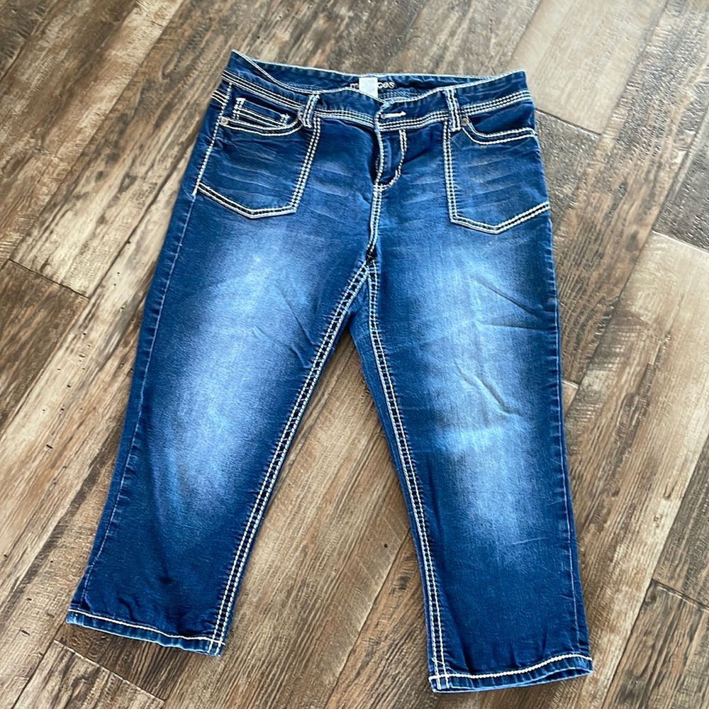 Womens Maurice Capris